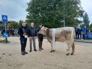 rinderchampion horw hergiswil clint wales von zrotz beat braendi hergiswil